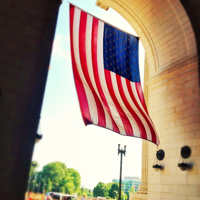 Amtrak Honors Armed Forces for Memorial Day