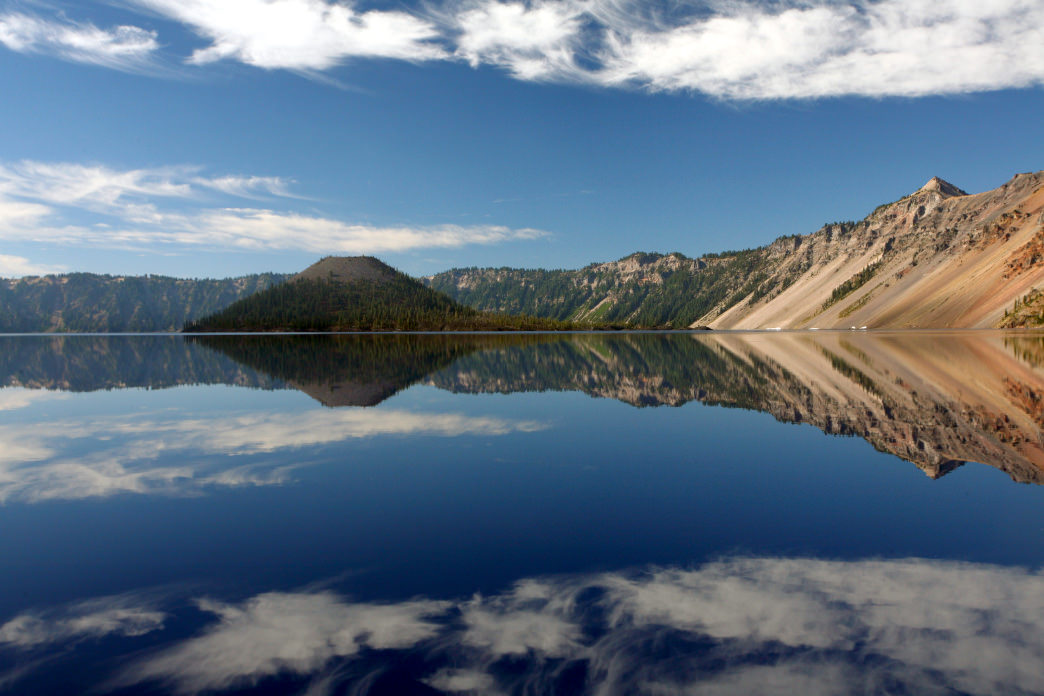 Have a Car-Free Weekend with Amtrak to Crater Lake’s Ride the Rim Event